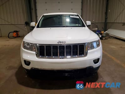 Piąte zdjęcie samochodu w środku: 2012 JEEP GRAND CHEROKEE LAREDO VIN:1C4RJFAG2CC175291 - miniatura