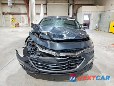 Piąte zdjęcie samochodu w środku: 2020 CHEVROLET MALIBU LS VIN:1G1ZB5ST5LF119596 - miniatura