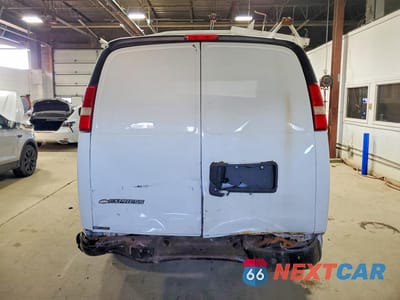 Zdjęcie 6 z 14 samochodu: 2013 CHEVROLET EXPRESS G2500 VIN:1GCWGFCA8D1128435 - miniatura