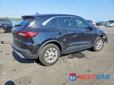 Trzecie zdjęcie samochodu z tyłu: 2023 FORD ESCAPE ACTIVE VIN:1FMCU0GN4PUB32356 - miniatura
