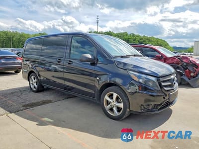 Czwarte zdjęcie samochodu z boku: 2018 MERCEDES-BENZ METRIS VIN:WD4PG2EE2J3363478 - miniatura