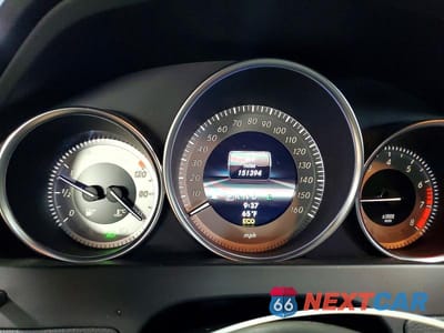 Zdjęcie 9 z 12 samochodu: 2013 MERCEDES-BENZ C 300 4MATIC VIN:WDDGF8AB7DA812977 - miniatura