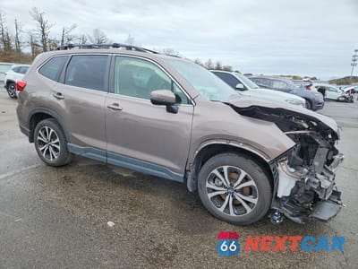Czwarte zdjęcie samochodu z boku: 2023 SUBARU FORESTER LIMITED VIN:JF2SKAPC4PH486303 - miniatura