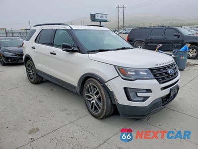 Czwarte zdjęcie samochodu z boku: 2017 FORD EXPLORER SPORT VIN:1FM5K8GT4HGE37903 - miniatura
