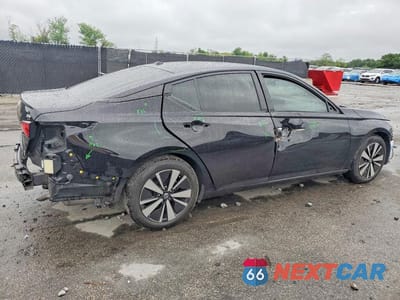 Trzecie zdjęcie samochodu z tyłu: 2022 NISSAN ALTIMA 2.5 SV VIN:1N4BL4DV7NN404104 - miniatura