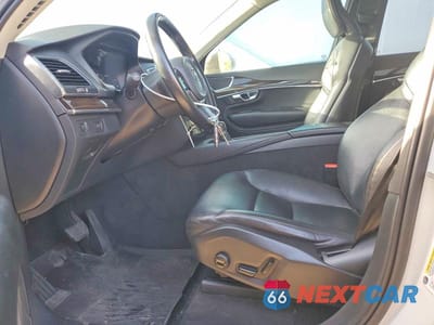 Zdjęcie 7 z 12 samochodu: 2019 VOLVO XC90 T5 MOMENTUM VIN:YV4102PK6K1506398 - miniatura