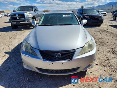 Piąte zdjęcie samochodu w środku: 2008 LEXUS IS 250 VIN:JTHCK262485023743 - miniatura
