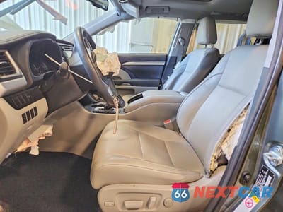 Zdjęcie 7 z 11 samochodu: 2014 TOYOTA HIGHLANDER XLE VIN:5TDJKRFH7ES056778 - miniatura