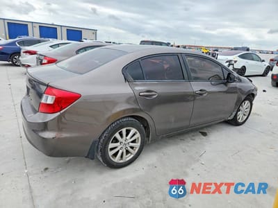 Trzecie zdjęcie samochodu z tyłu: 2012 HONDA CIVIC EX VIN:JHMFB2F86CS003019 - miniatura