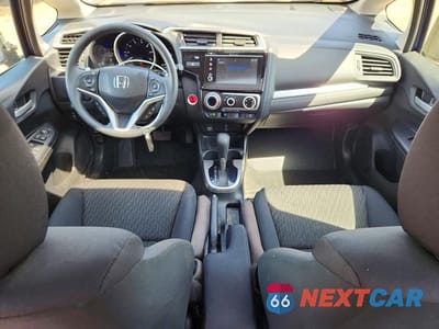 Zdjęcie 8 z 12 samochodu: 2019 HONDA FIT EX VIN:3HGGK5H89KM741524 - miniatura
