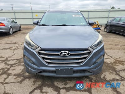 Piąte zdjęcie samochodu w środku: 2016 HYUNDAI TUCSON SE VIN:KM8J3CA46GU221387 - miniatura