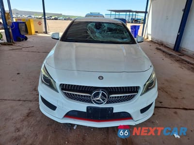 Piąte zdjęcie samochodu w środku: 2016 MERCEDES-BENZ CLA 250 VIN:WDDSJ4EB1GN337819 - miniatura