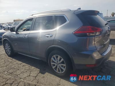 Drugie zdjęcie samochodu z przodu: 2018 NISSAN ROGUE SV VIN:JN8AT2MTXJW458174 - miniatura