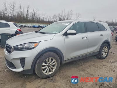 2019 KIA SORENTO LX V6 5XYPGDA57KG559912 - główne zdjęcie licytacji z USA - miniatura
