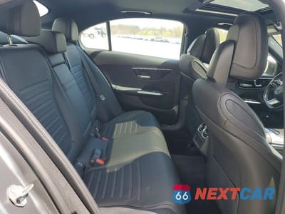 Zdjęcie 10 z 13 samochodu: 2023 MERCEDES-BENZ C 300 4MATIC VIN:W1KAF4HB0PR095963 - miniatura