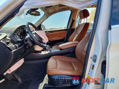 Zdjęcie 7 z 13 samochodu: 2017 BMW X3 VIN:5UXWX9C30H0W67872 - miniatura