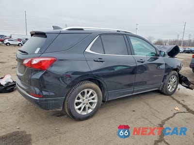 Trzecie zdjęcie samochodu z tyłu: 2018 CHEVROLET EQUINOX LT VIN:2GNAXJEV0J6346981 - miniatura