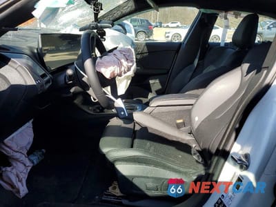 Zdjęcie 7 z 11 samochodu: 2025 BMW 228XI VIN:WBA23GG07S7T57004 - miniatura