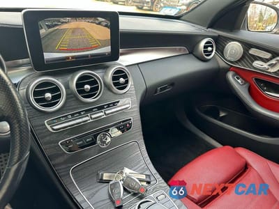 Zdjęcie 11 z 13 samochodu: 2016 MERCEDES-BENZ C 300 4MATIC VIN:55SWF4KB7GU116174 - miniatura