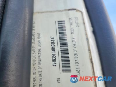 Zdjęcie 10 z 10 samochodu: 2017 VOLVO VNL SEMI TRUCK VIN:4V4N39TG4HN988137 - miniatura