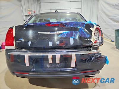 Zdjęcie 6 z 12 samochodu: 2018 CHRYSLER 300 TOURING VIN:2C3CCARG5JH317154 - miniatura