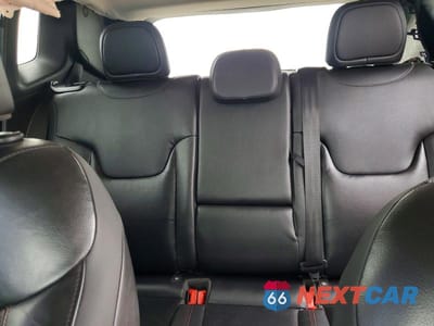 Zdjęcie 10 z 13 samochodu: 2017 JEEP RENEGADE TRAILHAWK VIN:ZACCJBCB9HPG39504 - miniatura