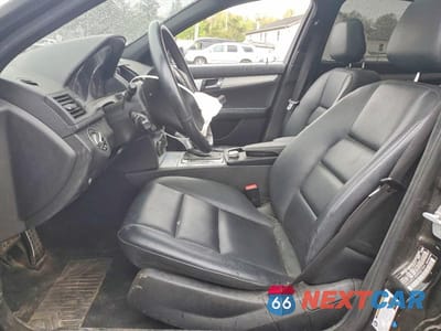 Zdjęcie 7 z 12 samochodu: 2009 MERCEDES-BENZ C 300 4MATIC VIN:WDDGF81X29R061064 - miniatura