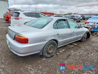 Trzecie zdjęcie samochodu z tyłu: 2000 ACURA 3.2TL VIN:19UUA5661YA805746 - miniatura