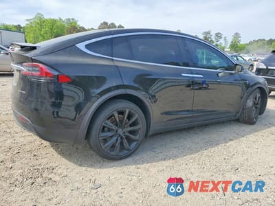 Trzecie zdjęcie samochodu z tyłu: 2020 TESLA MODEL X VIN:5YJXCDE23LF248143 - miniatura