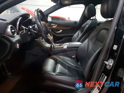 Zdjęcie 7 z 13 samochodu: 2019 MERCEDES-BENZ C 300 4MATIC VIN:55SWF8EB7KU290063 - miniatura