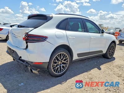 Trzecie zdjęcie samochodu z tyłu: 2015 PORSCHE MACAN S VIN:WP1AB2A52FLB43431 - miniatura