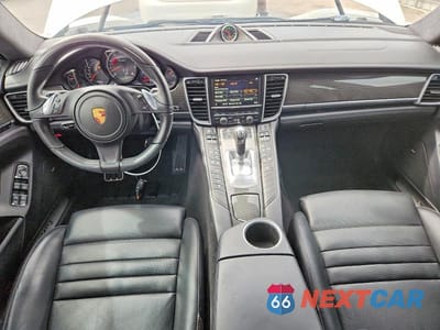 Zdjęcie 8 z 12 samochodu: 2015 PORSCHE PANAMERA TURBO VIN:WP0AC2A73FL070571 - miniatura