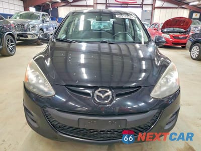 Piąte zdjęcie samochodu w środku: 2013 MAZDA MAZDA2 VIN:JM1DE1KZ8D0165787 - miniatura