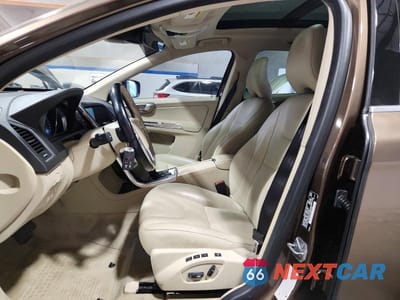 Zdjęcie 7 z 13 samochodu: 2015 VOLVO XC60 T5 PLATINUM VIN:YV4612RMXF2634760 - miniatura