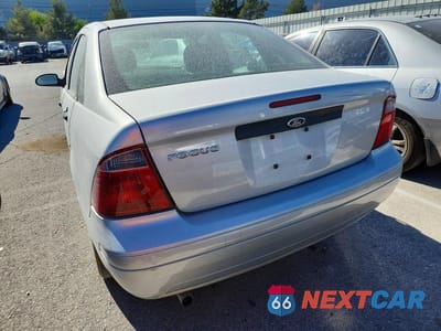 Zdjęcie 6 z 11 samochodu: 2007 FORD FOCUS ZX4 VIN:1FAFP34NX7W211040 - miniatura