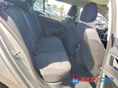 Zdjęcie 10 z 11 samochodu: 2016 VOLKSWAGEN GOLF S VIN:3VW217AU1GM026580 - miniatura