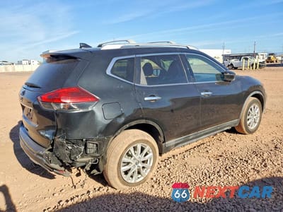 Trzecie zdjęcie samochodu z tyłu: 2017 NISSAN ROGUE SV VIN:KNMAT2MV3HP602021 - miniatura