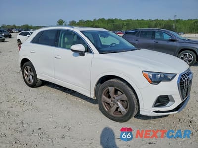 Czwarte zdjęcie samochodu z boku: 2019 AUDI Q3 PREMIUM VIN:WA1AECF33K1078952 - miniatura