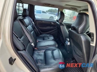 Zdjęcie 10 z 12 samochodu: 2002 VOLV V70 VIN:YV1SZ58D521057384 - miniatura