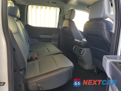 Zdjęcie 10 z 12 samochodu: 2025 FORD F150 LARIAT VIN:1FTFW5L88SKD67484 - miniatura