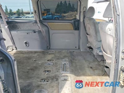 Zdjęcie 11 z 13 samochodu: 2000 HONDA ODYSSEY EX VIN:2HKRL1867YH524001 - miniatura