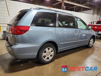 Trzecie zdjęcie samochodu z tyłu: 2005 TOYOTA SIENNA LE 8 PASSENGER VIN:5TDZA23C85S283368 - miniatura