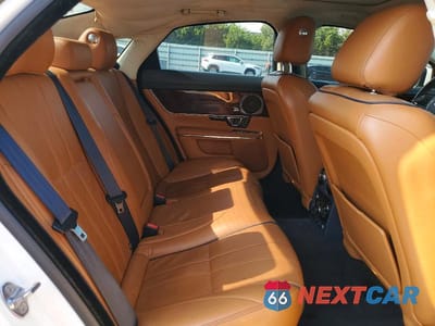 Zdjęcie 10 z 12 samochodu: 2014 JAGUAR XJ VIN:SAJWA1CZ0E8V71540 - miniatura