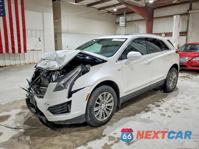 2017 CADILLAC XT5 LUXURY 1GYKNDRS5HZ157627 - główne zdjęcie licytacji z USA - miniatura
