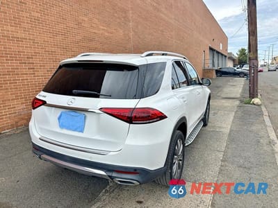 Trzecie zdjęcie samochodu z tyłu: 2020 MERCEDES-BENZ GLE 350 VIN:4JGFB4JB4LA245180 - miniatura