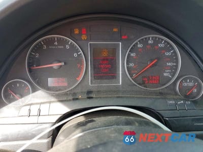 Zdjęcie 9 z 12 samochodu: 2003 AUDI A4 1.8T QUATTRO VIN:WAULC68E33A268138 - miniatura
