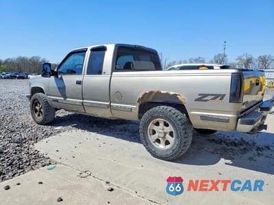 Drugie zdjęcie samochodu z przodu: 1998 GMC SIERRA K1500 VIN:2GTEK19R7W1536383 - miniatura