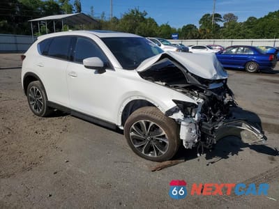 Czwarte zdjęcie samochodu z boku: 2023 MAZDA CX-5 PREMIUM PLUS VIN:JM3KFBEM3P0205084 - miniatura