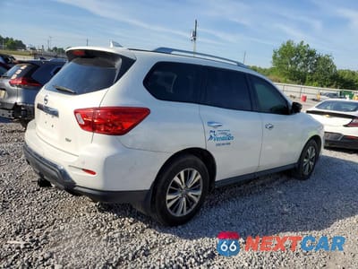 Trzecie zdjęcie samochodu z tyłu: 2019 NISSAN PATHFINDER SV VIN:5N1DR2MN8KC638289 - miniatura