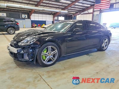 2018 PORSCHE PANAMERA 4 E-HYBRID WP0AE2A73JL128732 - główne zdjęcie licytacji z USA - miniatura